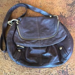 {B. Makowsky} Brown Leather Crossover. Gold detail